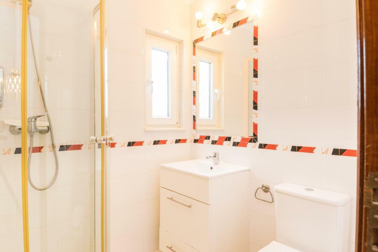 Great S.rafael Aprt. Walking Distance To The Appartement *